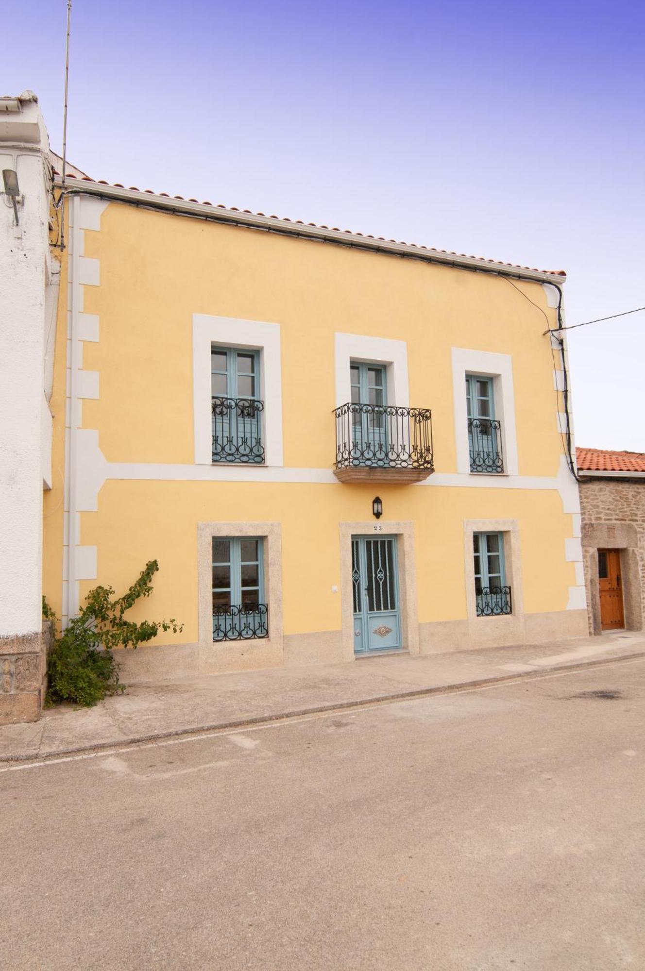 Villa Casa Amarilla Arribes à Cerezal de Penahorcada Extérieur photo